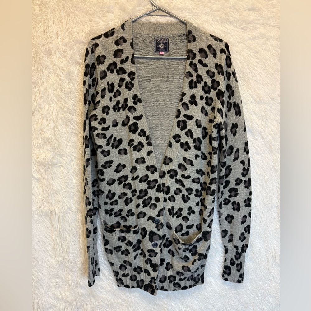 Vintage PINK Victoria’s Secret Leopard Print Cardigan Sweater | Size Large 🐆🖤🩶
